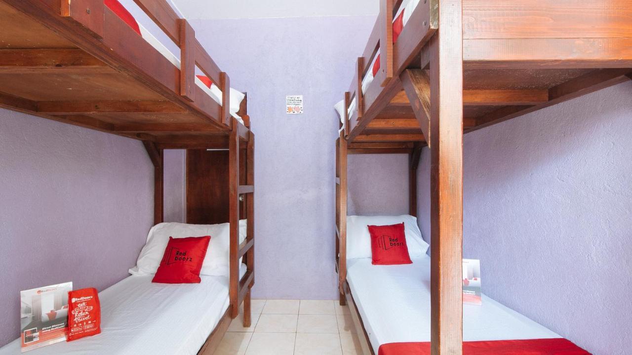 Bernwoods Extyn B&B Dormitory Iloilo Exterior foto
